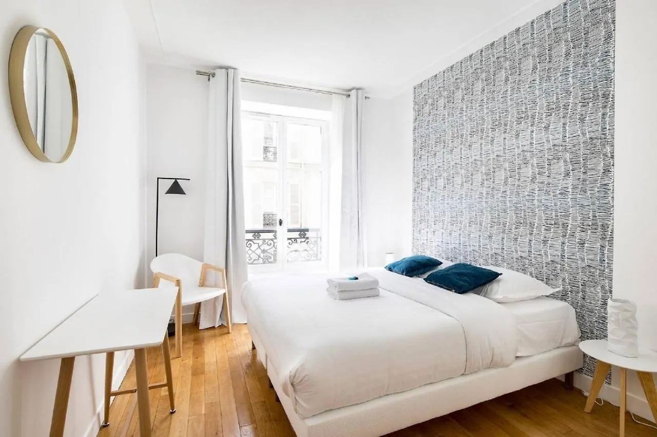 Edgar Suites Marais - Temple Paris Aparthotel